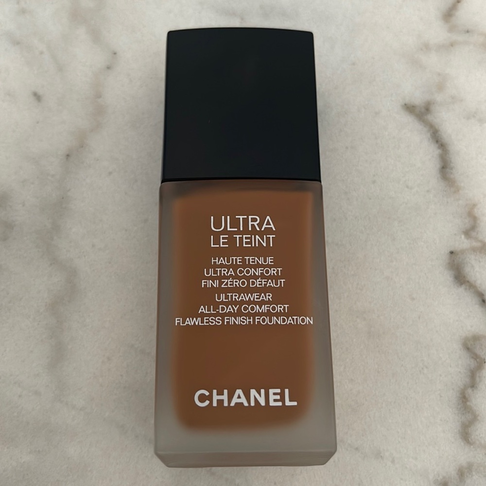Chanel Ultra Le Teint Foundation